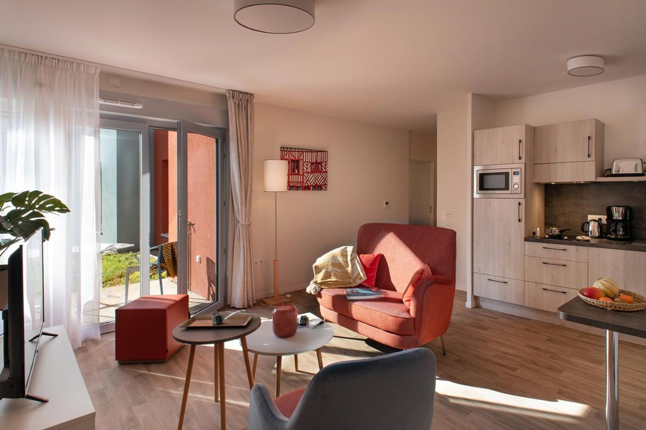 Domitys La Roze De Seine Aparthotel Saint-Aubin-les-Elbeuf ภายนอก รูปภาพ