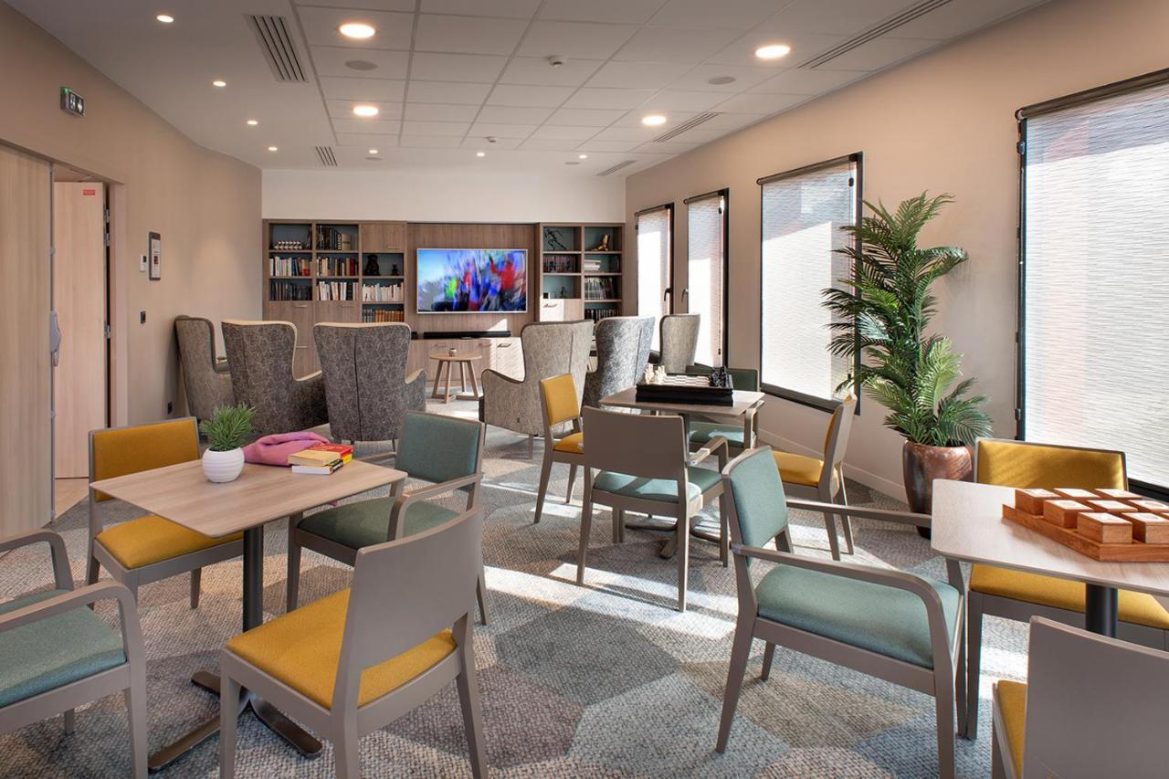 Domitys La Roze De Seine Aparthotel Saint-Aubin-les-Elbeuf ภายนอก รูปภาพ