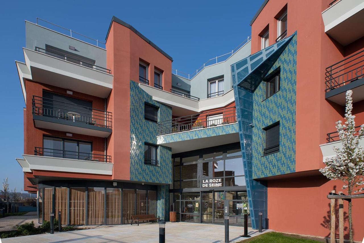 Domitys La Roze De Seine Aparthotel Saint-Aubin-les-Elbeuf ภายนอก รูปภาพ