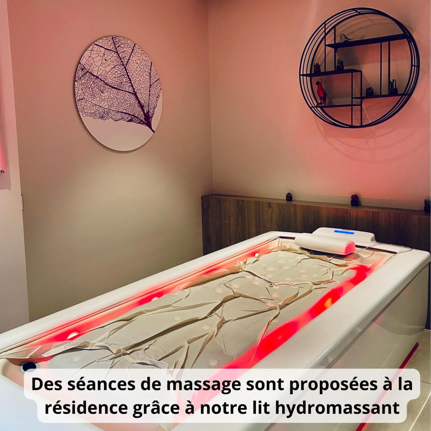 Domitys La Roze De Seine Aparthotel Saint-Aubin-les-Elbeuf ภายนอก รูปภาพ